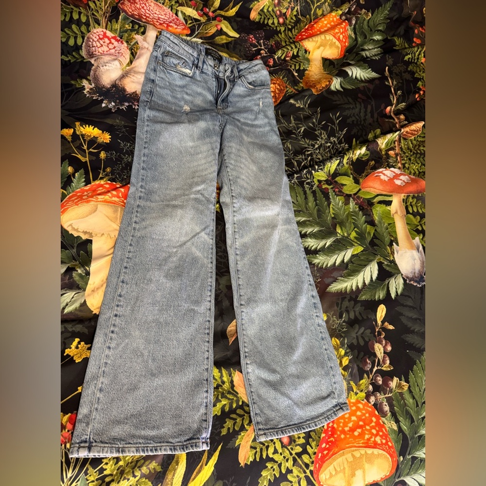 RW&CO wide leg jeans